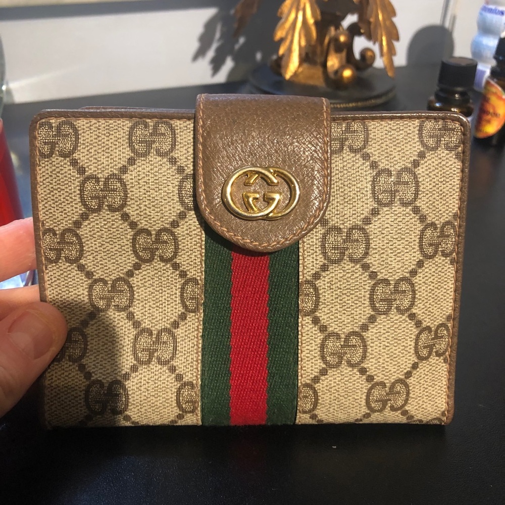 Gucci wallet